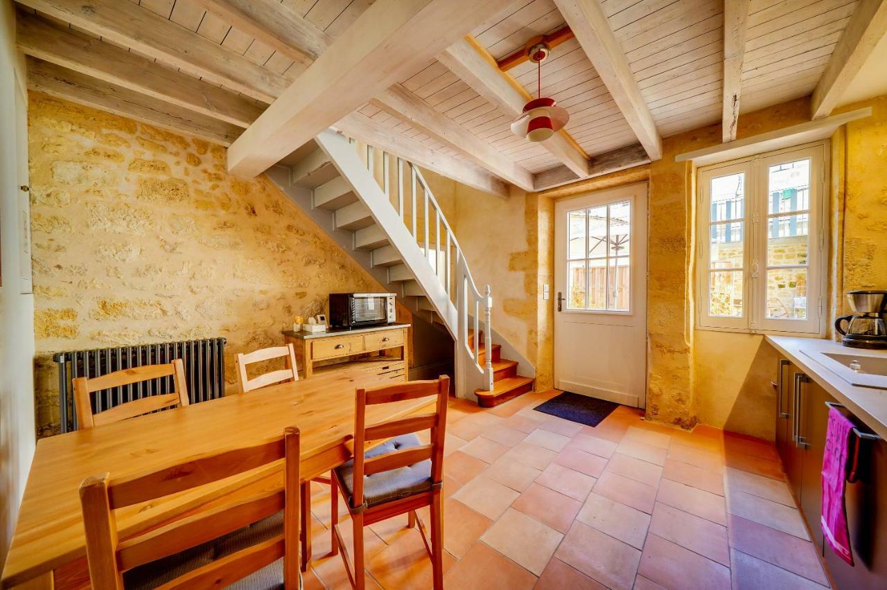 Logis Loiseau Avec Terrasse Apartment Saint-Émilion Exterior foto